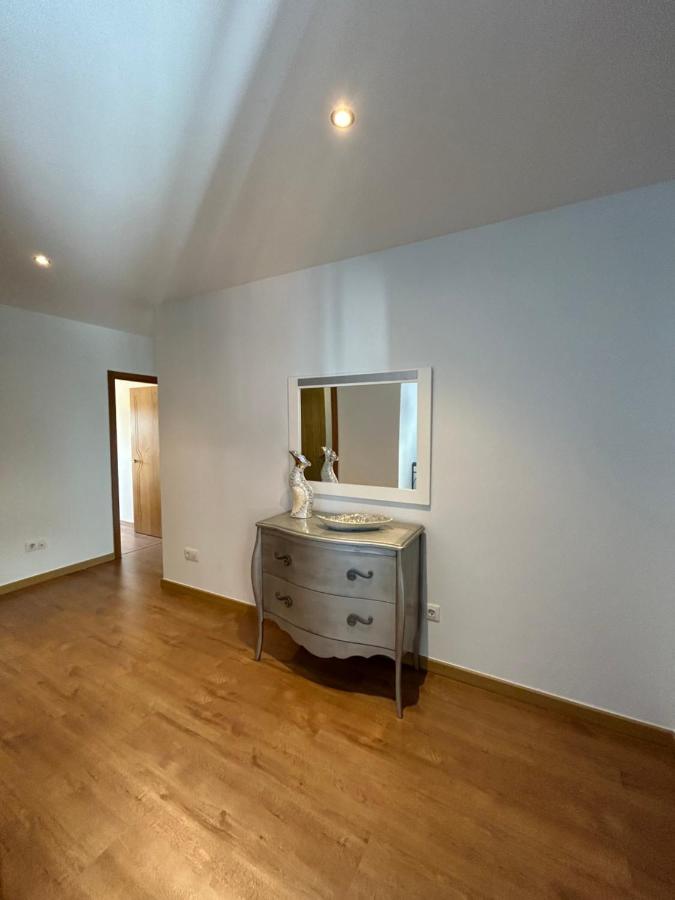 A De Celia Apartment Padron Luaran gambar