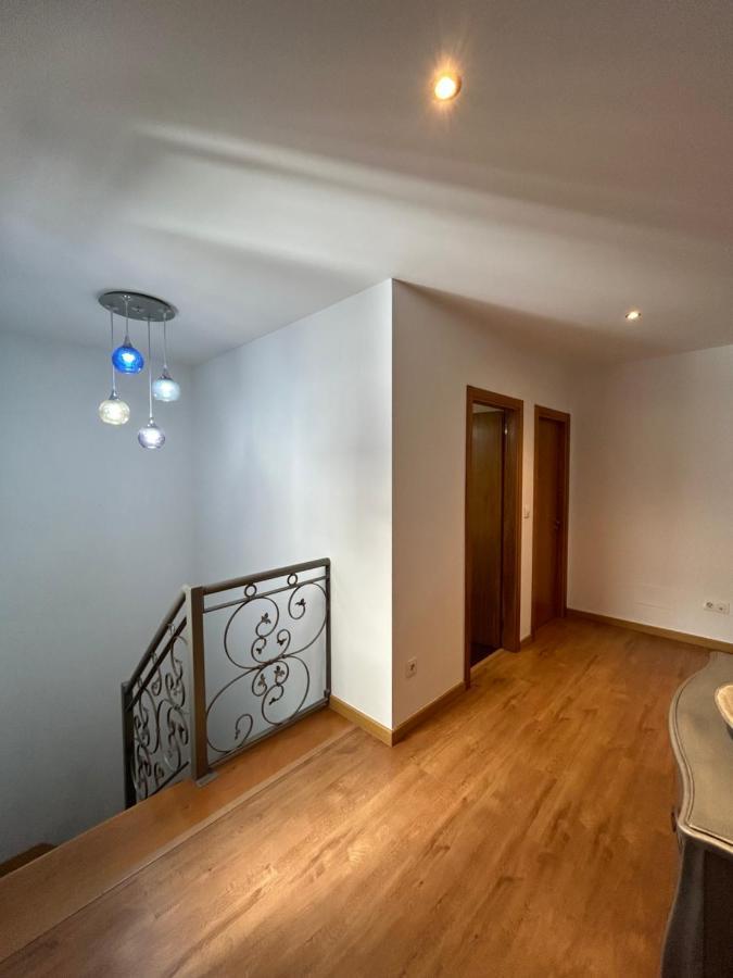 A De Celia Apartment Padron Luaran gambar
