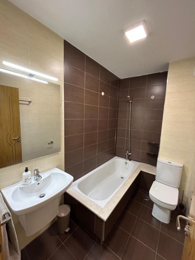 A De Celia Apartment Padron Luaran gambar